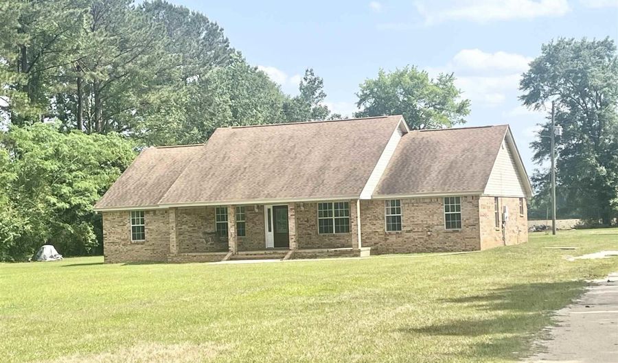 61205 Milstead Rd, Atmore, AL 36502 - 4 Beds, 3 Bath