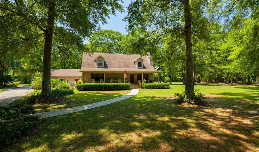 3382 Antioch Greggs Rd, Adel, GA 31620 - 3 Beds, 3 Bath