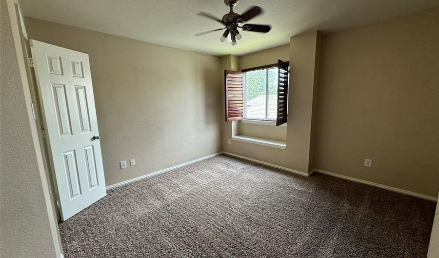 405 Creekside Dr, Anna, TX 75409 - 4 Beds, 3 Bath