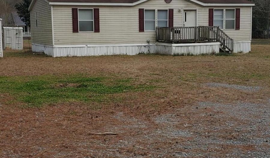 1136 Harristown Rd, Bonneau, SC 29431 - 3 Beds, 2 Bath
