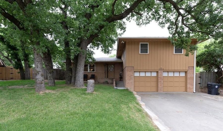 2804 N McMillan Ave, Bethany, OK 73008 - 4 Beds, 3 Bath