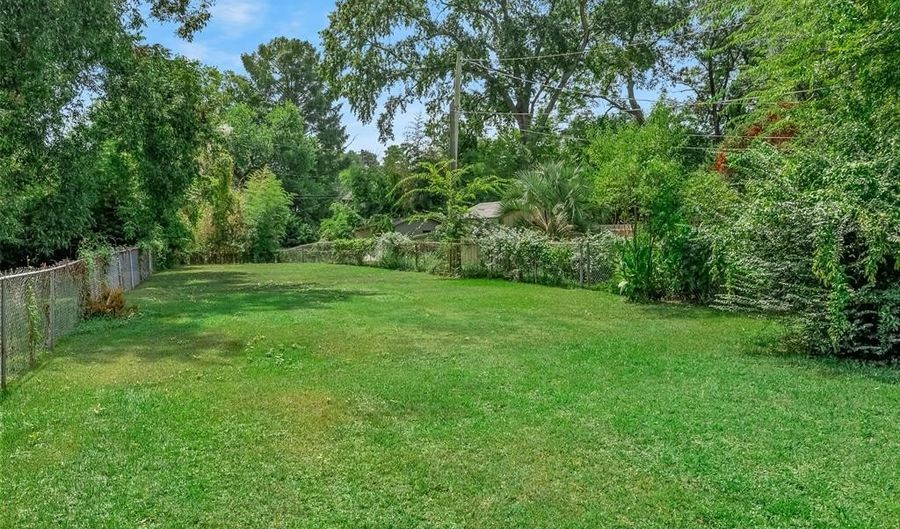 3823 Creswell Ave, Shreveport, LA 71106 - 3 Beds, 2 Bath