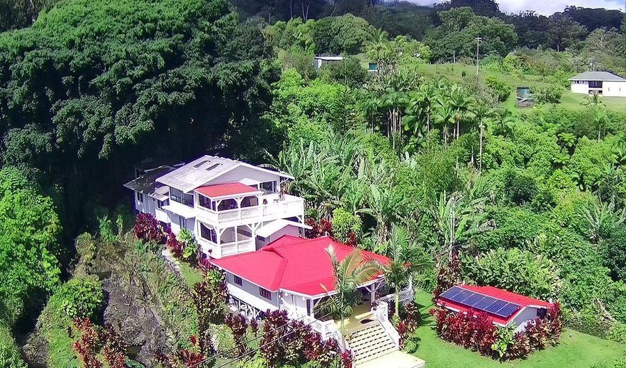 979 Hana Hwy, Hana, HI 96713 - 6 Beds, 3 Bath