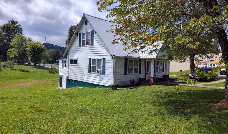 4063 3630 Hwy, Annville, KY 40402 - 3 Beds, 1 Bath