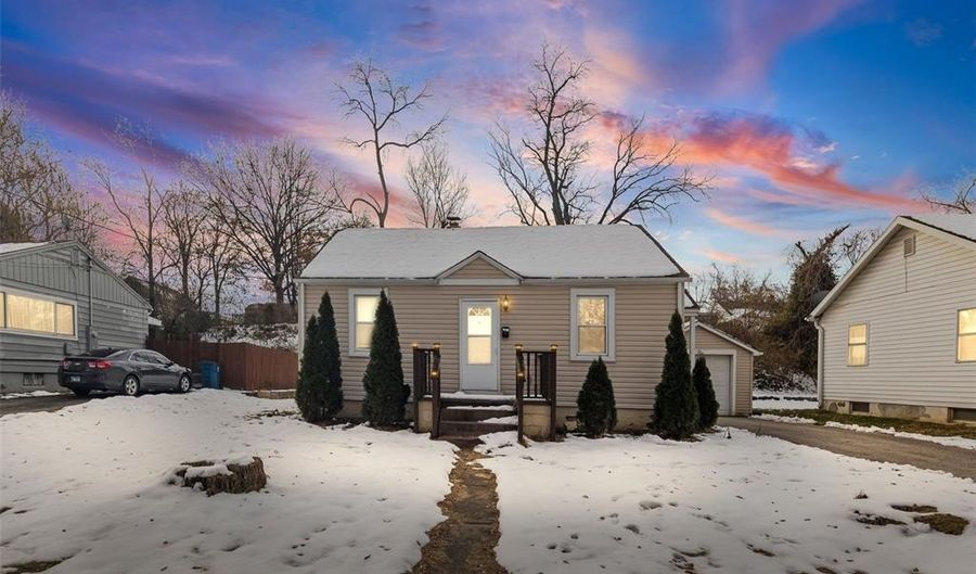 3619 Horn Ave, Alton, IL 62002 - 2 Beds, 1 Bath