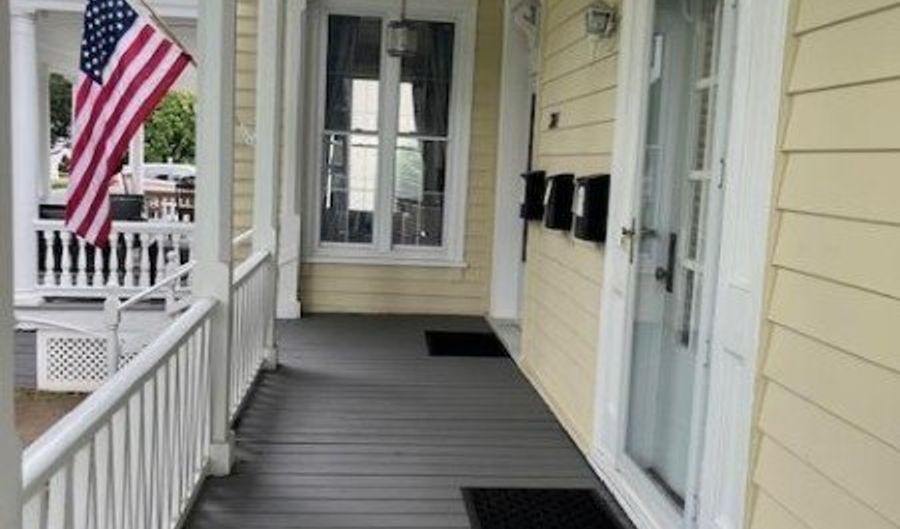 301 W BlackWell St 2, Andover, NJ 07801 - 8 Beds, 4 Bath
