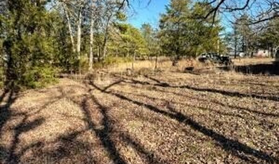 210 Private Rd 3013, Altus, AR 72821 - 2 Beds, 1 Bath