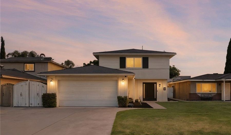 805 S Plymouth Pl, Anaheim, CA 92806 - 3 Beds, 3 Bath