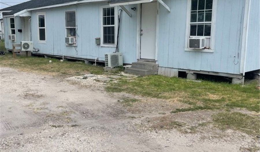 307 W Third, Alice, TX 78332 - 1 Beds, 0 Bath