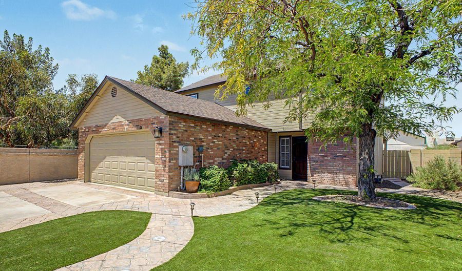 1326 W BOXELDER Ct, Chandler, AZ 85224 - 4 Beds, 3 Bath