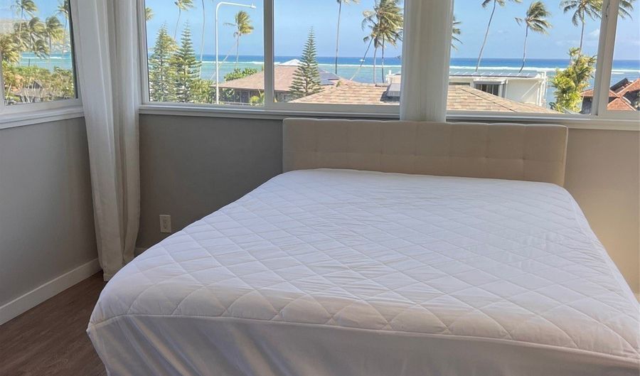 5496 Kalanianaole Hwy E, Honolulu, HI 96821 - 0 Beds, 1 Bath