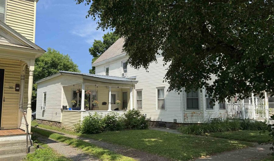 39-41 N Willard St, Burlington, VT 05401 - 8 Beds, 3 Bath