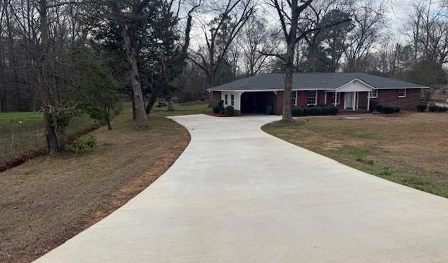 121 HIGH PINE Rd, Ashland, AL 36251 - 3 Beds, 2 Bath