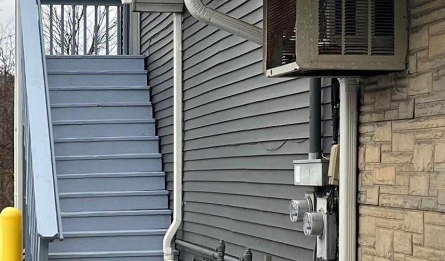 184 Main St, Andover, NJ 07821 - 2 Beds, 1 Bath