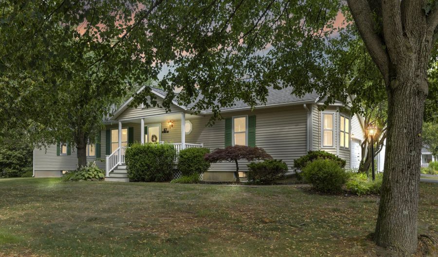 67 Victoria Way, Albany, NY 12209 - 3 Beds, 2 Bath