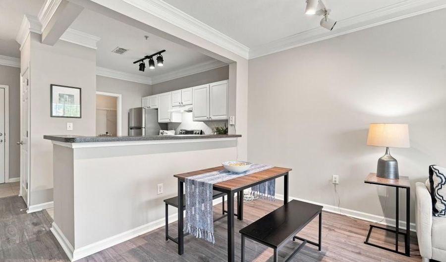 4102 Westchester Rdg NE, Atlanta, GA 30329 - 1 Beds, 1 Bath