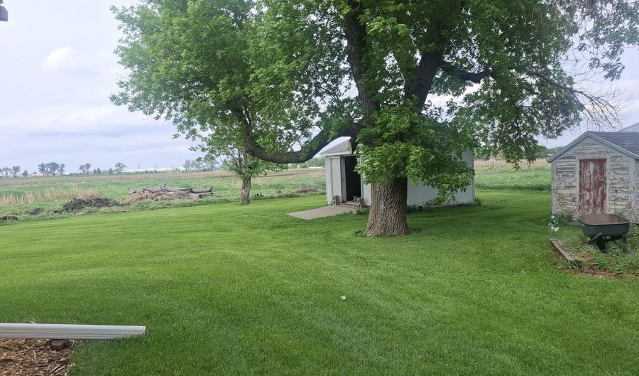 3615 E Melgaard Rd, Aberdeen, SD 57401 - 4 Beds, 3 Bath