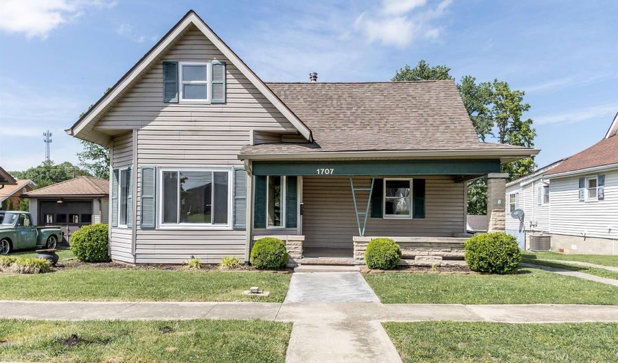 1707 12th St, Bedford, IN 47421 - 3 Beds, 1 Bath