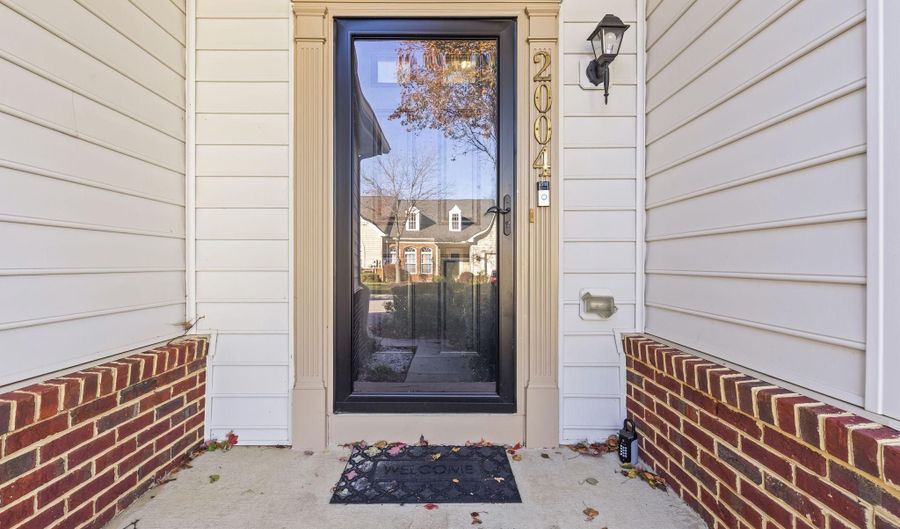 2004 GOLDEN MORNING Dr 30, Bowie, MD 20721 - 3 Beds, 4 Bath