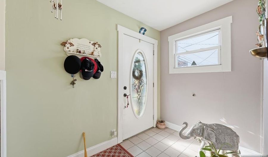 181 Phelps Ave, Bergenfield, NJ 07621 - 3 Beds, 2 Bath