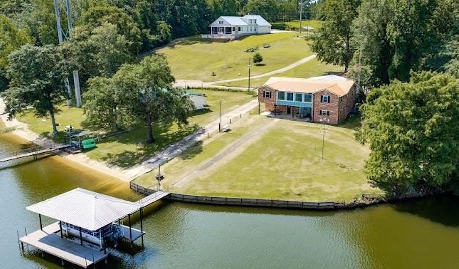 153 Cove Dr, Abbeville, AL 36310 - 5 Beds, 4 Bath