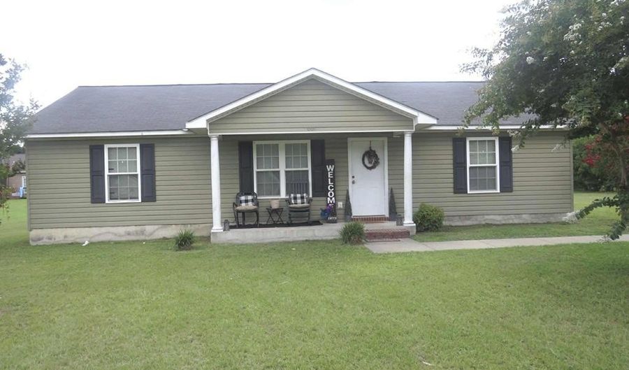 1001 Bluffton Dr, Bainbridge, GA 39817 - 3 Beds, 2 Bath