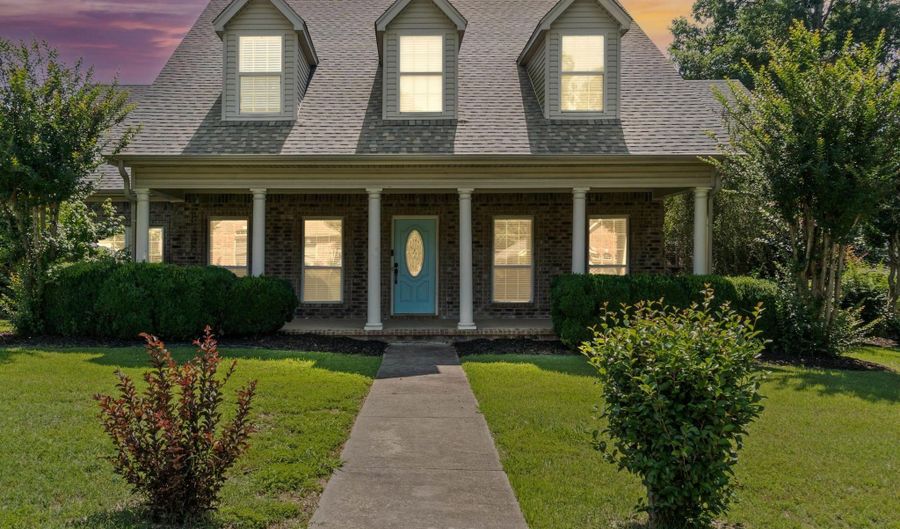 5014 Congressional Dr, Benton, AR 72019 - 4 Beds, 4 Bath