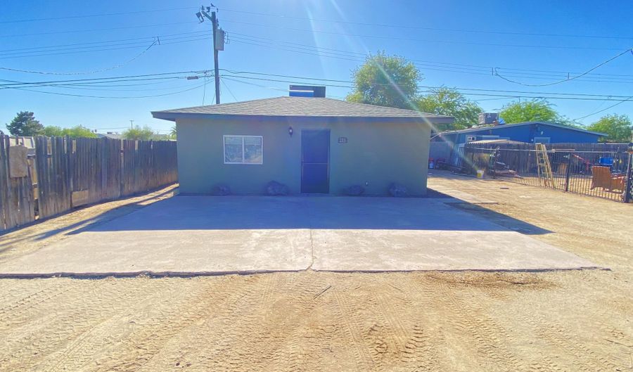 215 N PIMA Rd, Buckeye, AZ 85326 - 2 Beds, 1 Bath