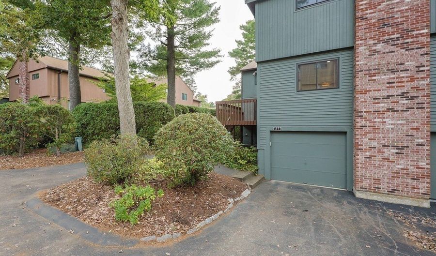 83 Spyglass Hill Dr 83, Ashland, MA 01721 - 2 Beds, 3 Bath