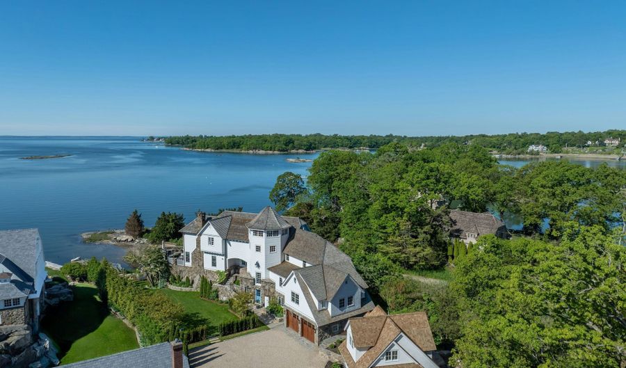 25 Tokeneke Trl, Darien, CT 06820 - 5 Beds, 7 Bath