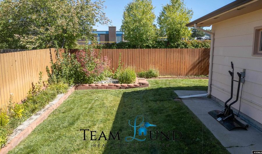 3600 Crystie Ln, Casper, WY 82609 - 4 Beds, 2 Bath