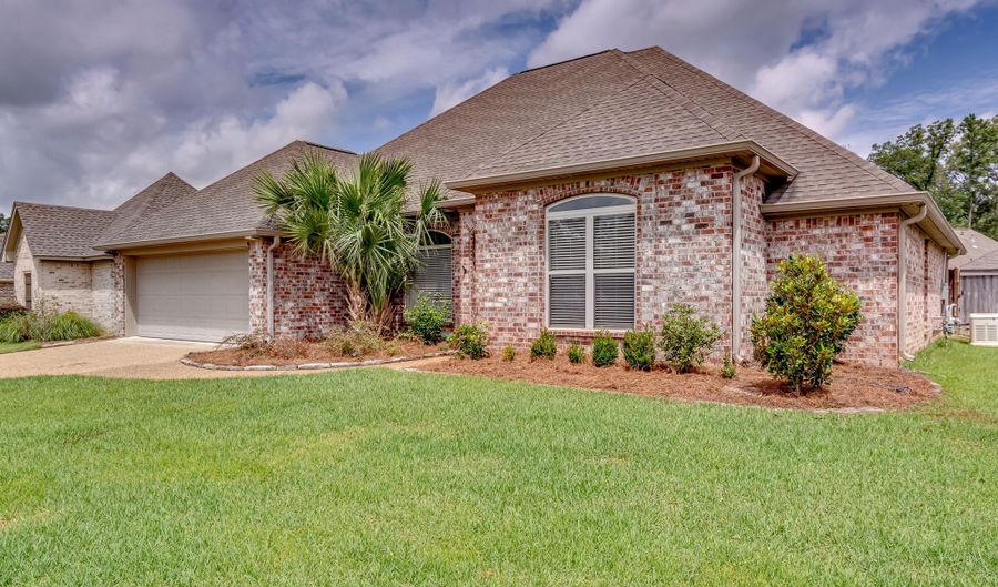 272 Hidden Hills Pkwy, Brandon, MS 39047 - 3 Beds, 2 Bath