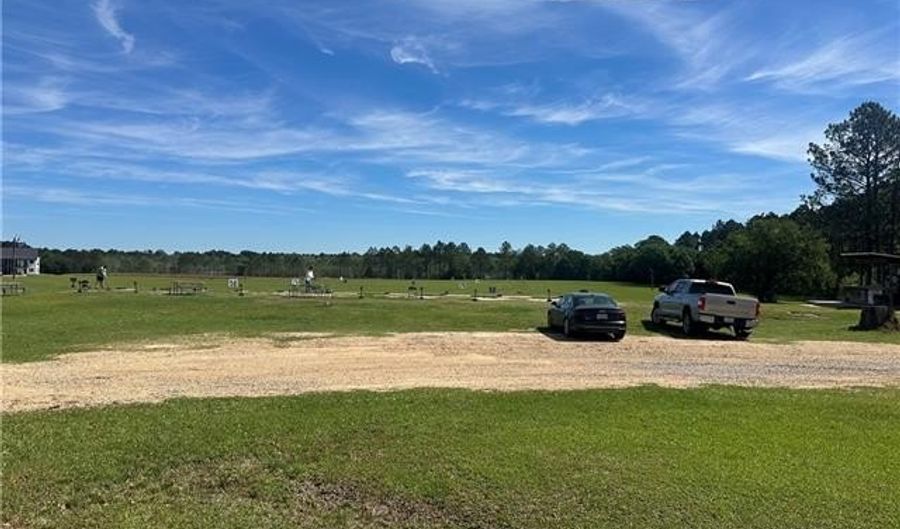 27520 SNEAD Dr, Abita Springs, LA 70420 - 3 Beds, 2 Bath