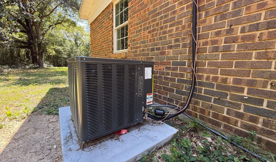 5703 Old River Rd, Baker, FL 32531 - 4 Beds, 2 Bath