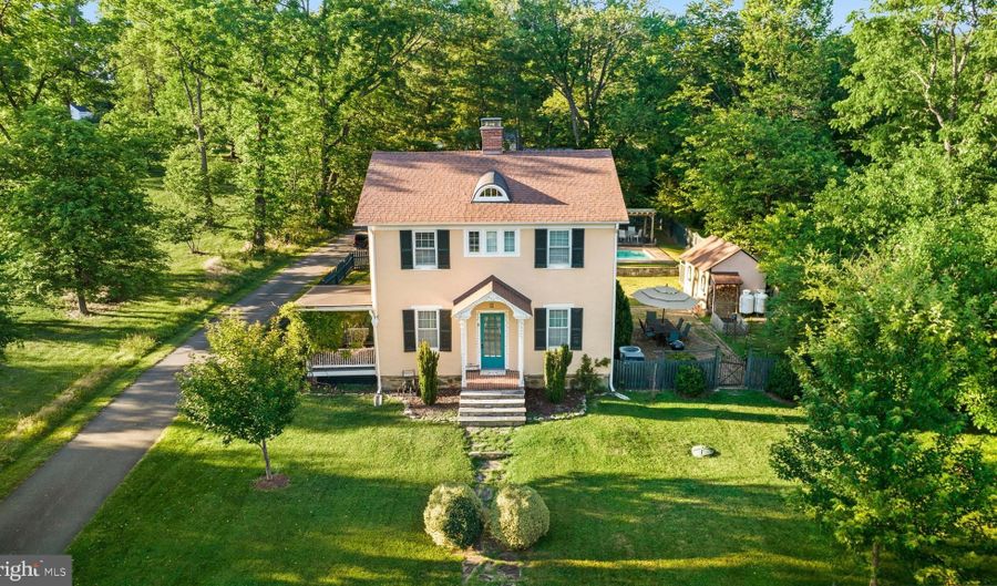 39308 LITTLE RIVER Tpke, Aldie, VA 20105 - 3 Beds, 2 Bath