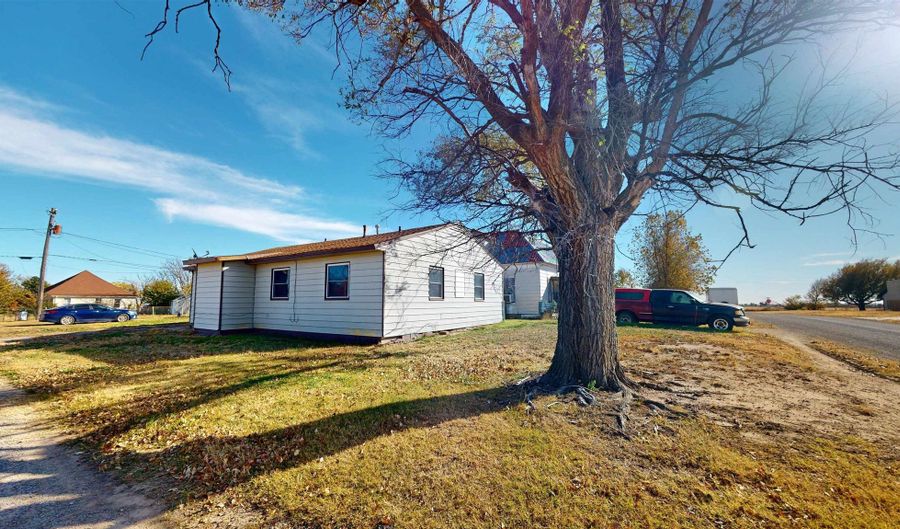103 E Steele, Arnett, OK 73832 - 4 Beds, 1 Bath