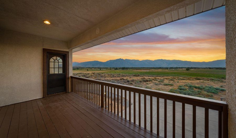 1760 Merino Cir, Gardnerville, NV 89410 - 5 Beds, 5 Bath
