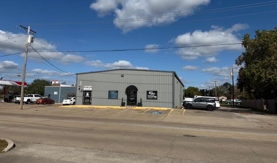 105 E Wilkins, Angleton, TX 77515 - 0 Beds, 0 Bath