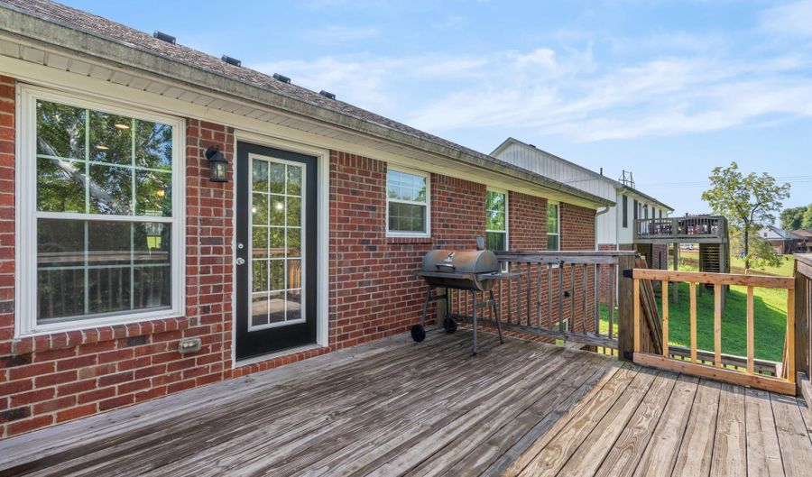 106 Distillery Ct, Bardstown, KY 40004 - 3 Beds, 2 Bath