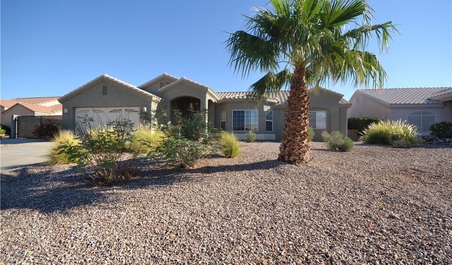 3744 Rawhide Dr, Bullhead City, AZ 86442 - 3 Beds, 2 Bath