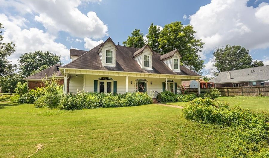 3510 SARA WOODS, Bartlett, TN 38133 - 3 Beds, 3 Bath