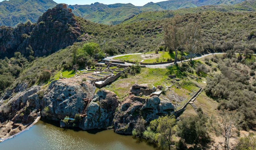 28805 S Lakeshore Dr, Agoura Hills, CA 91301 - 0 Beds, 0 Bath