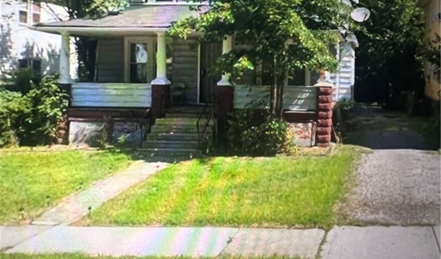 1753 Hillview Rd, Cleveland, OH 44112 - 3 Beds, 1 Bath