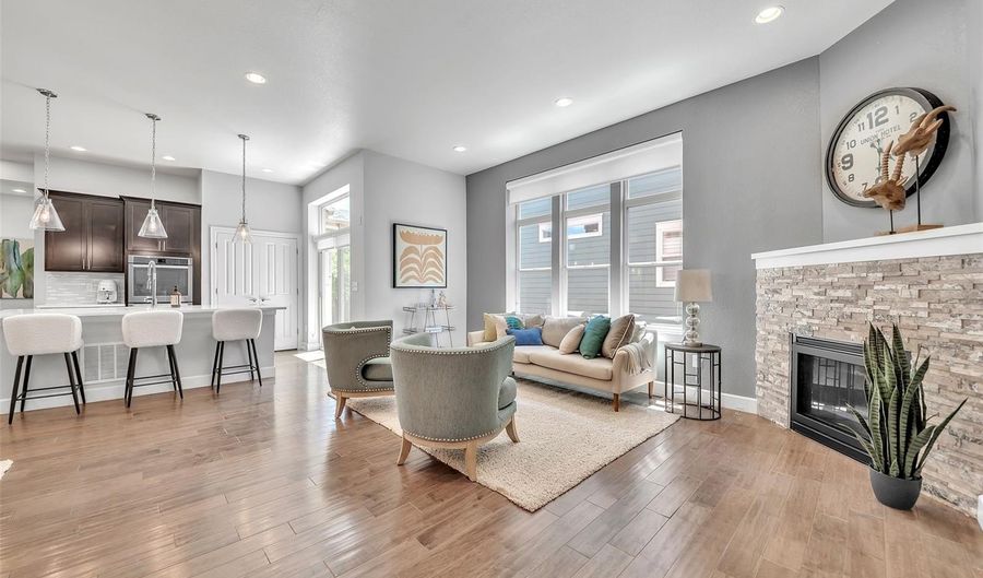 2572 Fulton St, Aurora, CO 80010 - 3 Beds, 3 Bath
