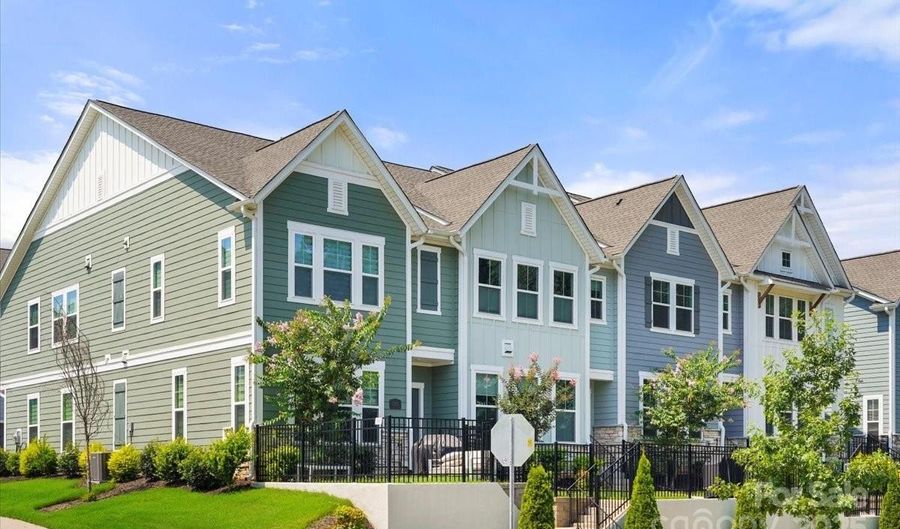 1140 Drummond Ave, Charlotte, NC 28205 - 3 Beds, 4 Bath