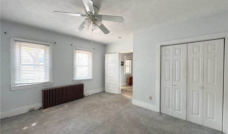30 S 13th St, Airville, PA 15203 - 2 Beds, 1 Bath