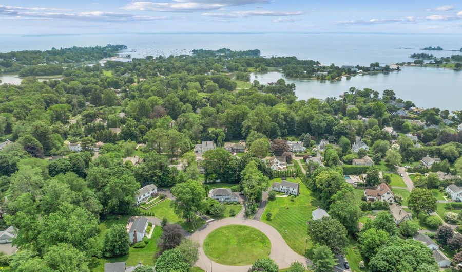 10 Duffys Ln, Darien, CT 06820 - 5 Beds, 3 Bath