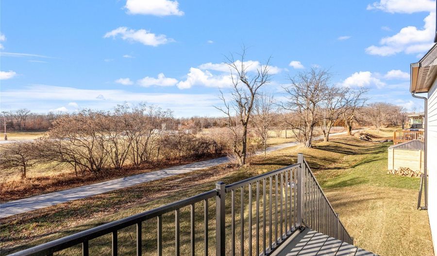 980 Pelican Dr, Polk City, IA 50226 - 5 Beds, 3 Bath