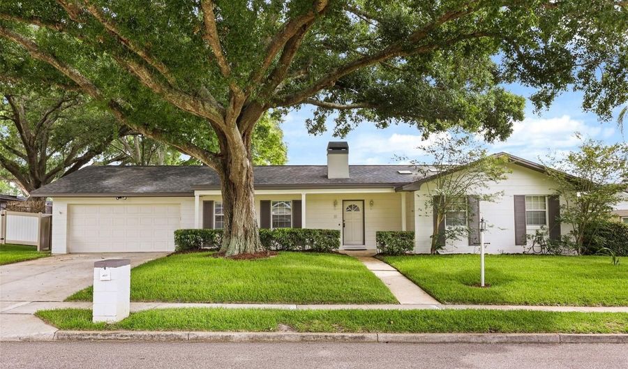 407 HERMITAGE Dr, Altamonte Springs, FL 32701 - 4 Beds, 2 Bath