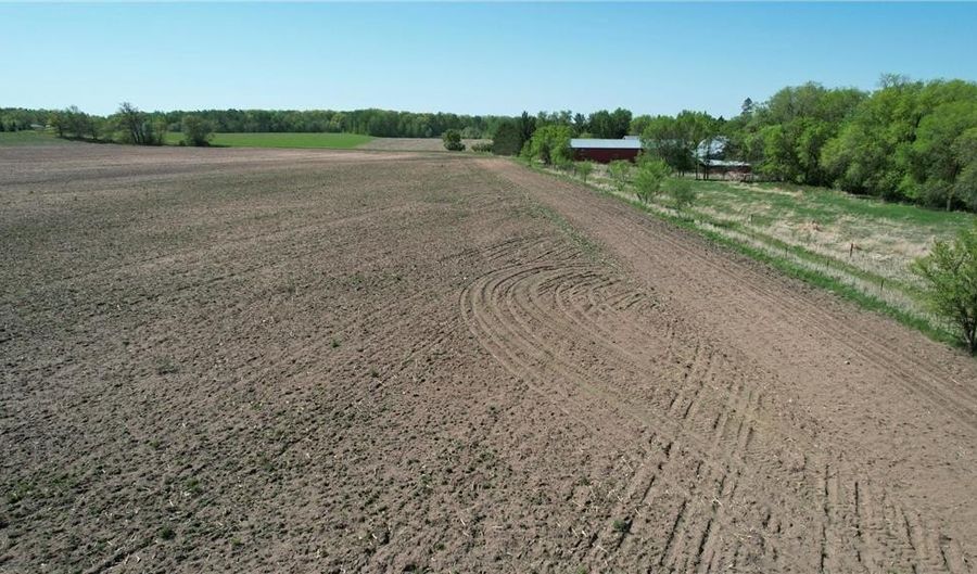 20434 Co Rd 2, Aldrich, MN 56434 - 4 Beds, 3 Bath